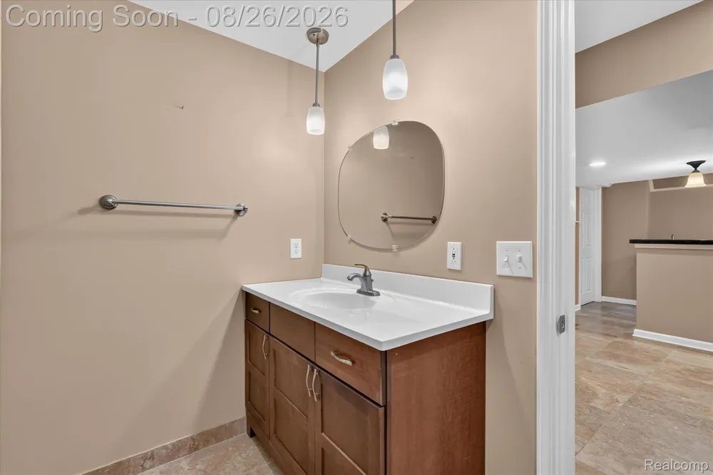 6350 Knob Hill Court Grand Blanc Charter Township, MI 48439