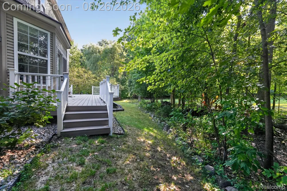 6350 Knob Hill Court Grand Blanc Charter Township, MI 48439