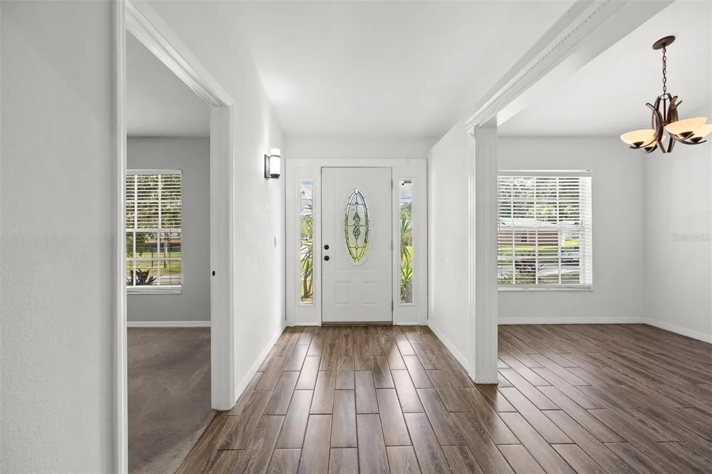 1031 E WALTS AVENUE Deland, FL 32724
