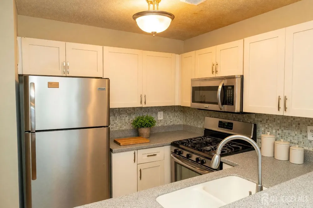 111 Edpas Road New Brunswick, NJ 08901