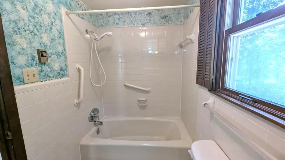 N COUNTRY CLUB DR Cullowhee, NC 28723