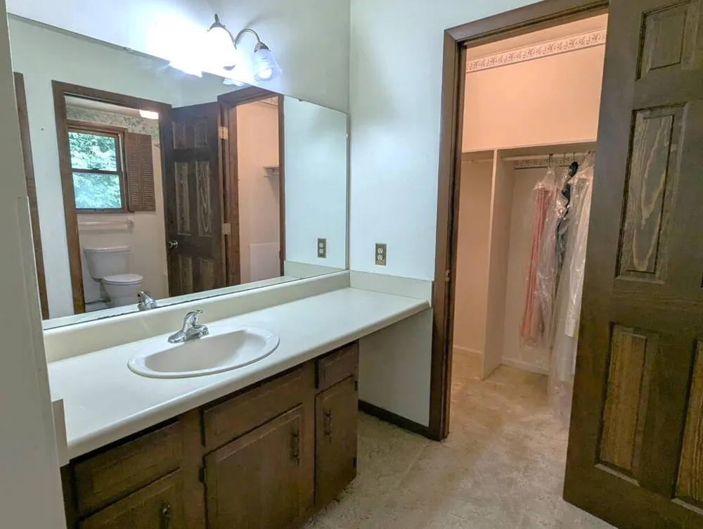 N COUNTRY CLUB DR Cullowhee, NC 28723