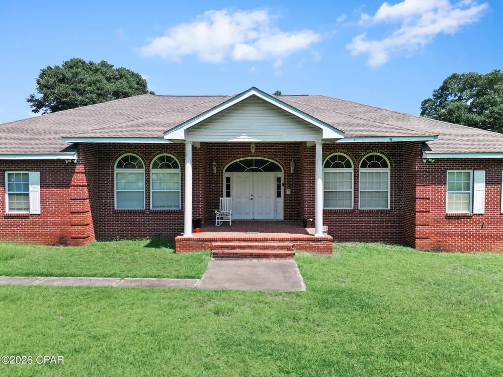 15 Alpine Heights Road Quincy, FL 32352