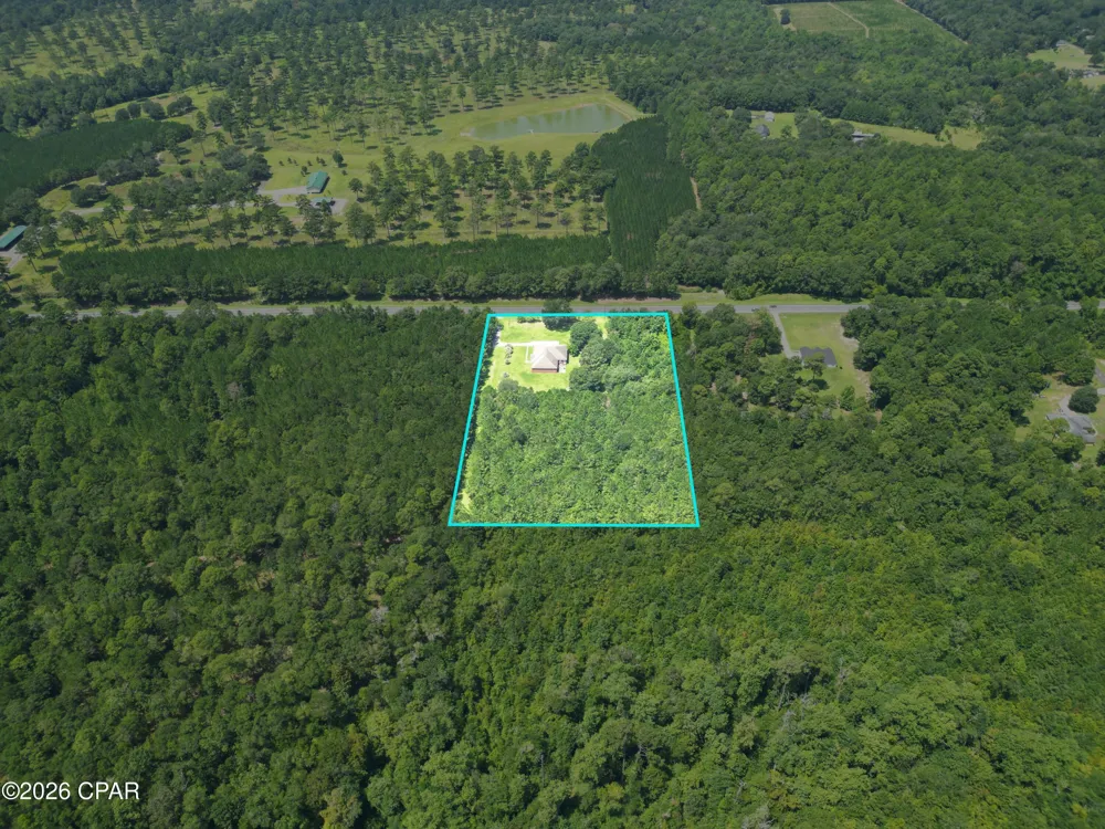 15 Alpine Heights Road Quincy, FL 32352