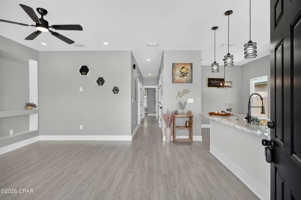 927 Spring Avenue Panama City, FL 32401