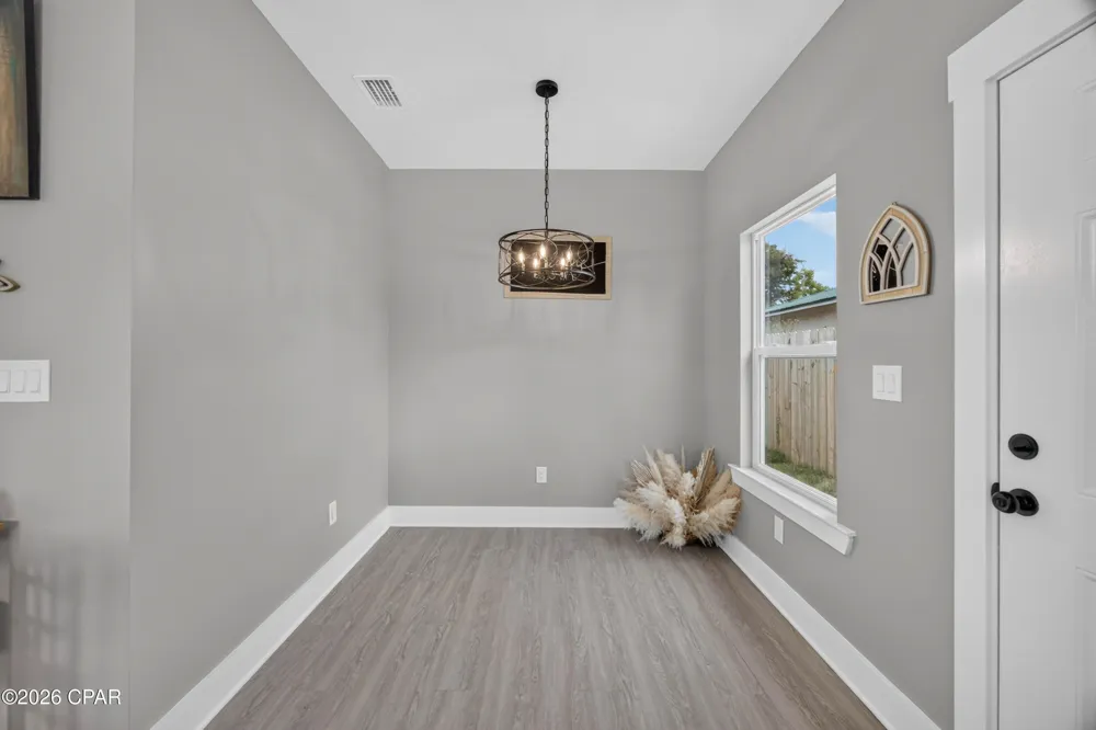 927 Spring Avenue Panama City, FL 32401