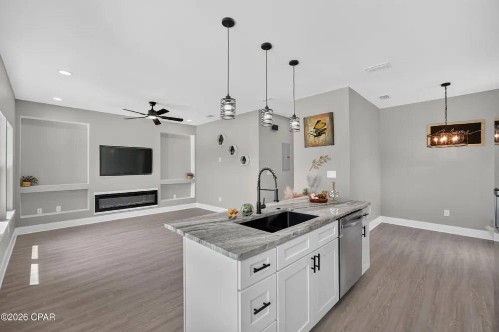 927 Spring Avenue Panama City, FL 32401