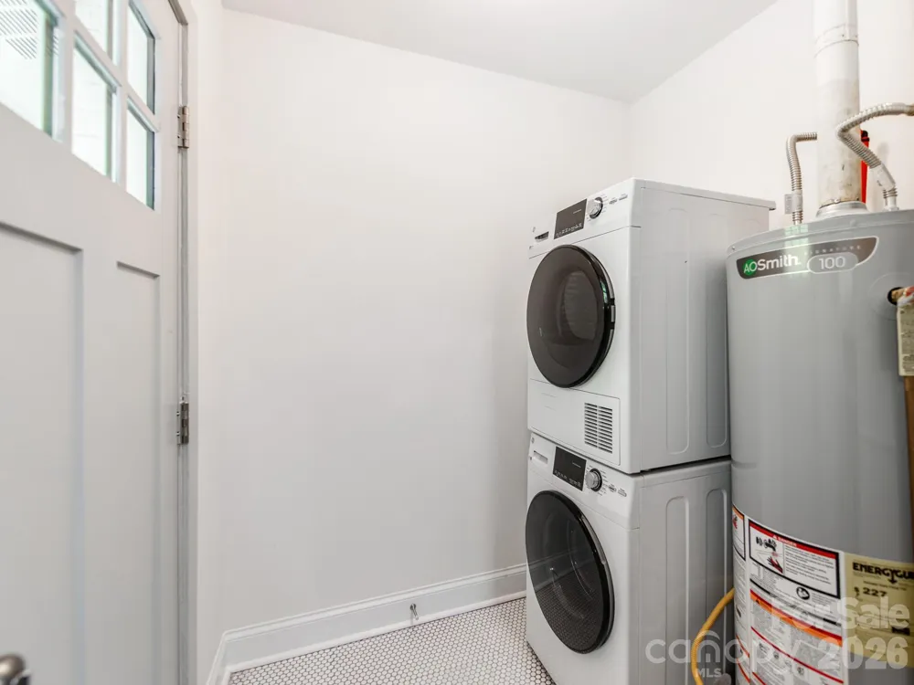 3032 Edsel Place Charlotte, NC 28205