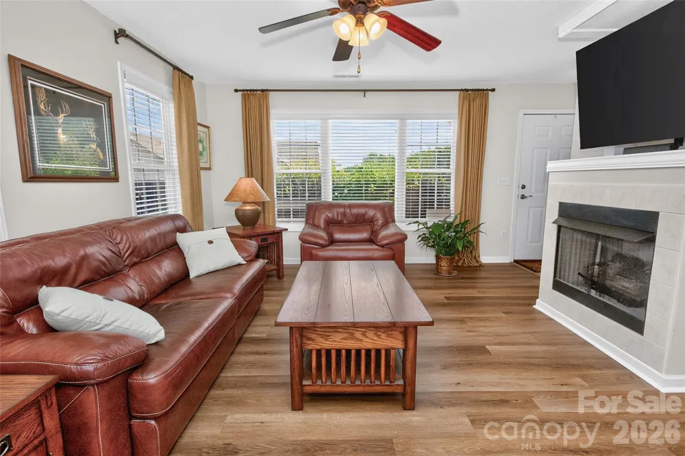 14 Rotunda Circle Asheville, NC 28806