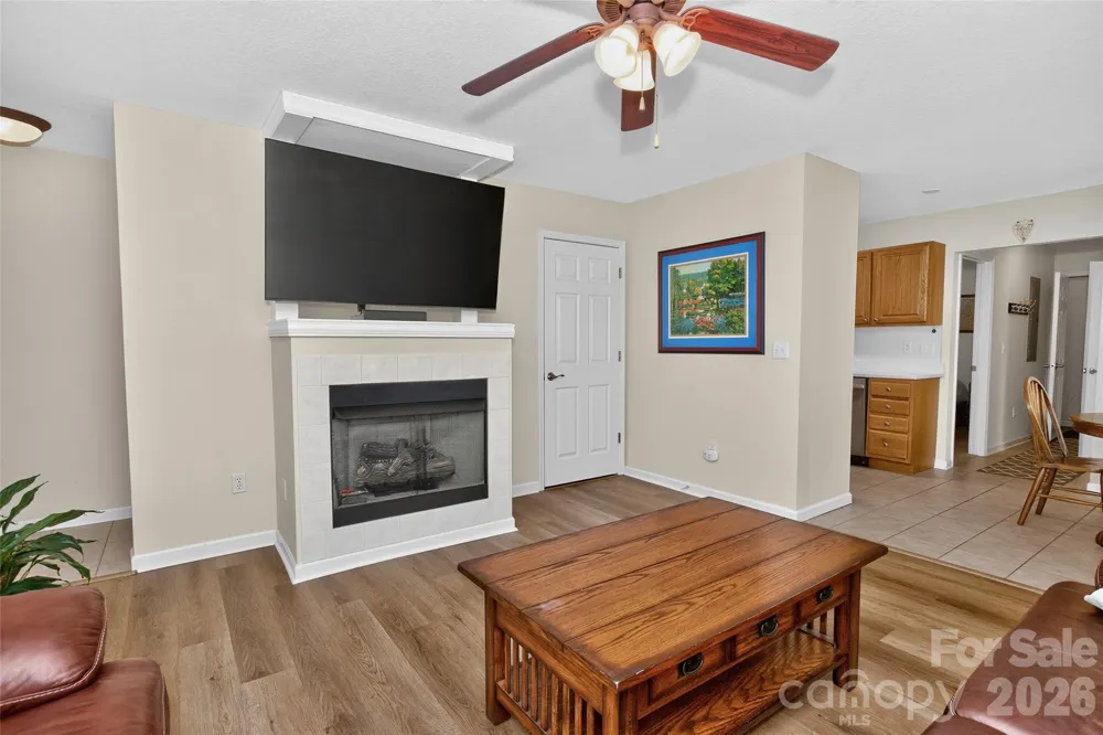 14 Rotunda Circle Asheville, NC 28806