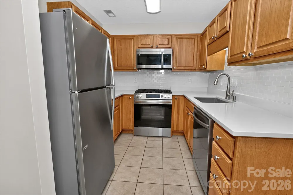 14 Rotunda Circle Asheville, NC 28806