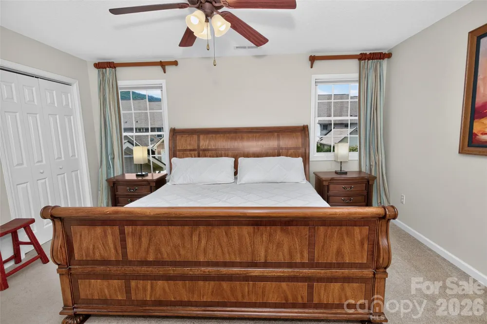 14 Rotunda Circle Asheville, NC 28806