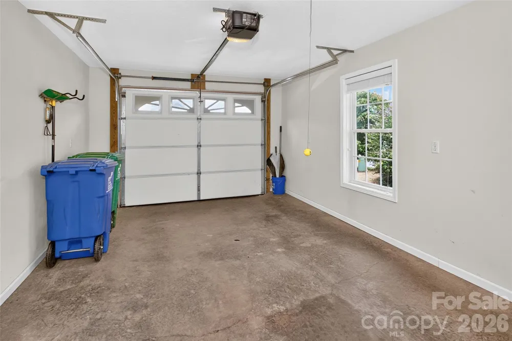 14 Rotunda Circle Asheville, NC 28806