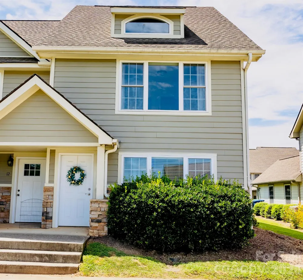 14 Rotunda Circle Asheville, NC 28806