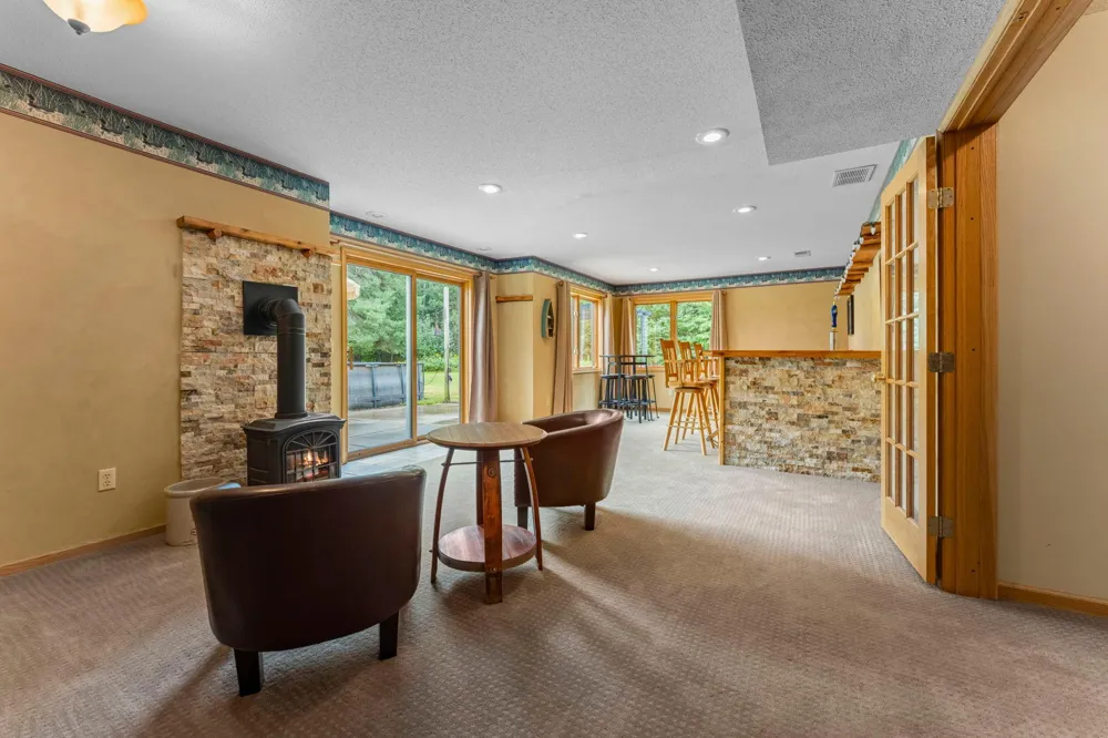 19543 Naples Street NE East Bethel, MN 55011