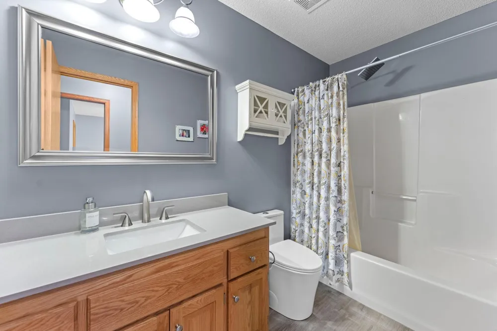 19543 Naples Street NE East Bethel, MN 55011