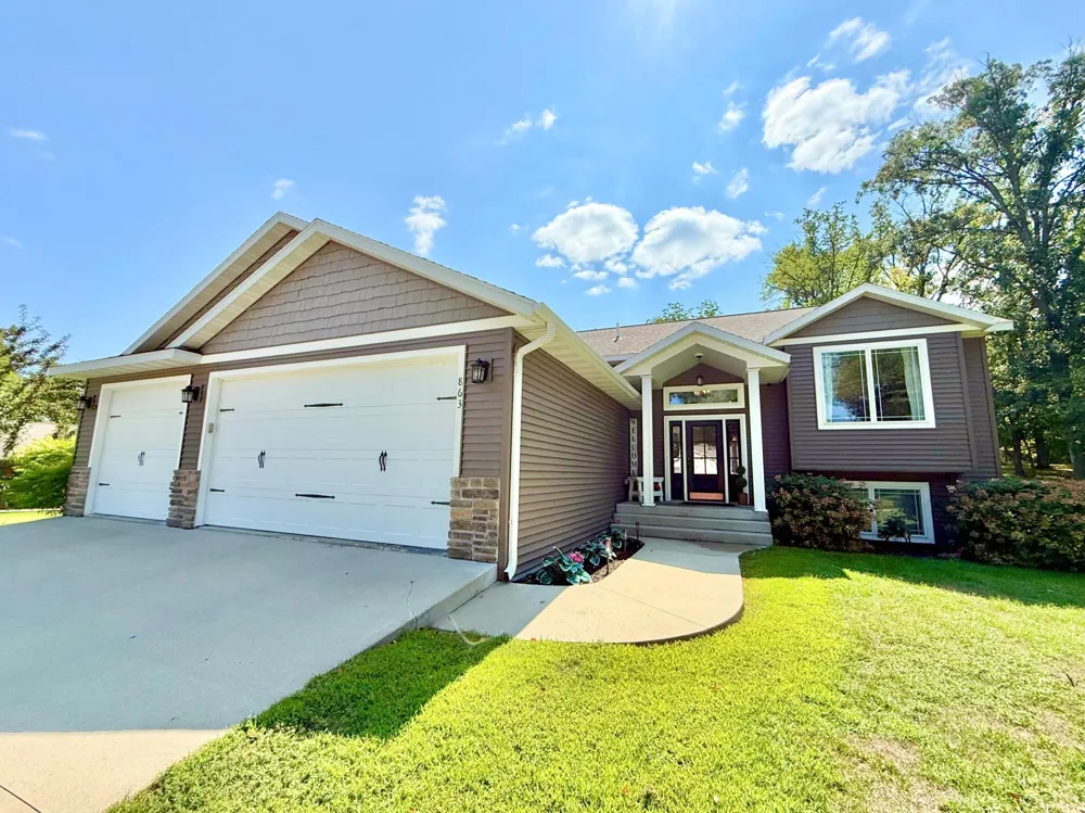 863 Whitetail Lane Detroit Lakes, MN 56501