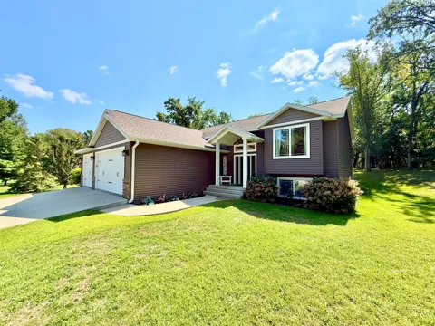 863 Whitetail Lane