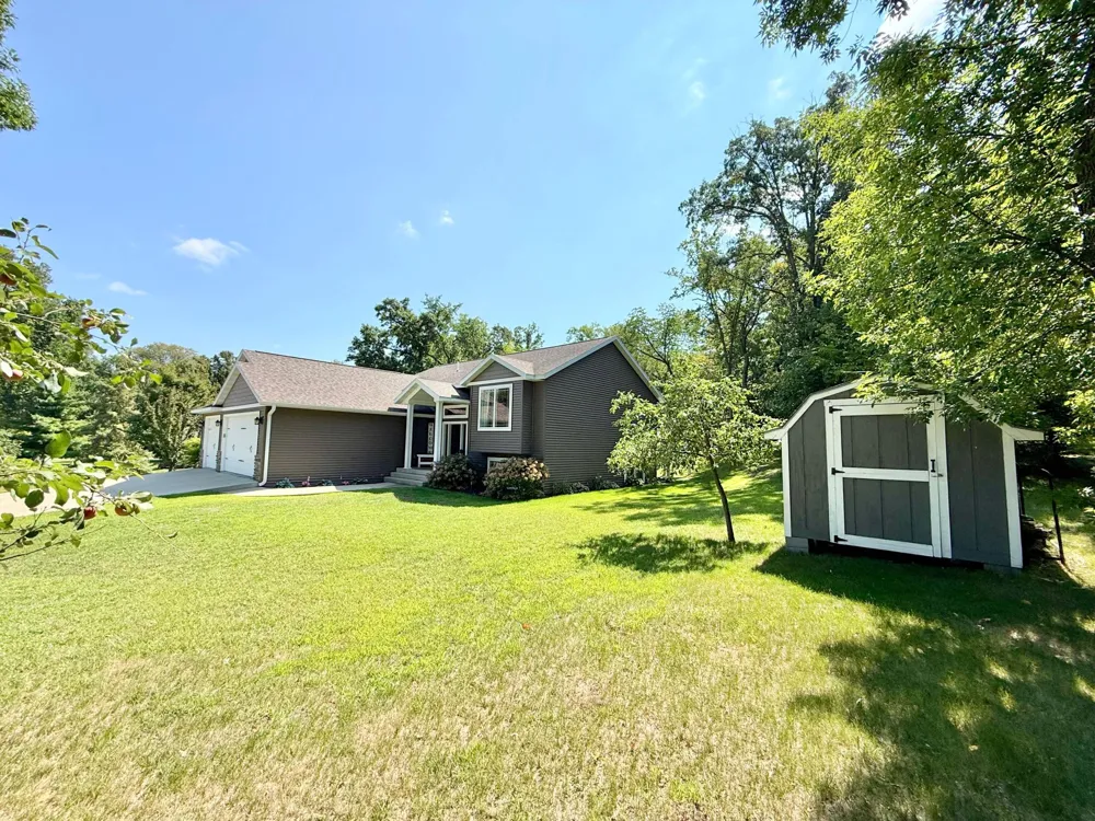863 Whitetail Lane Detroit Lakes, MN 56501