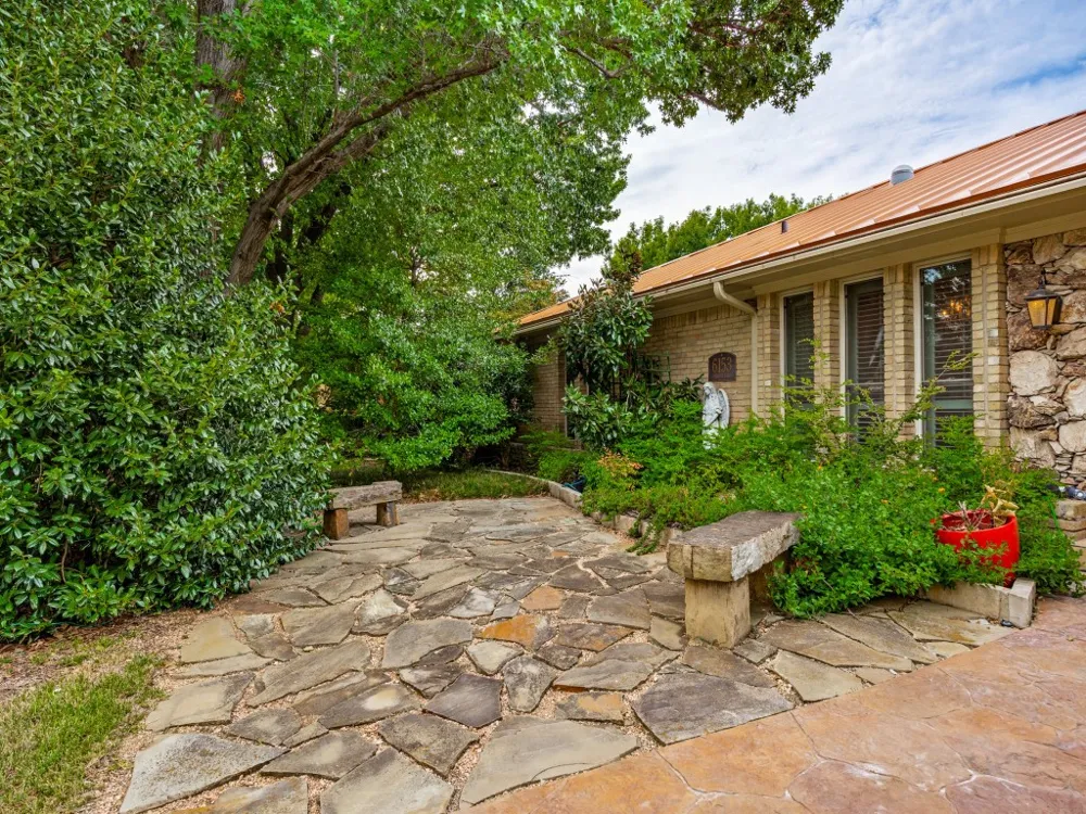6153 Danbury Lane Dallas, TX 75214