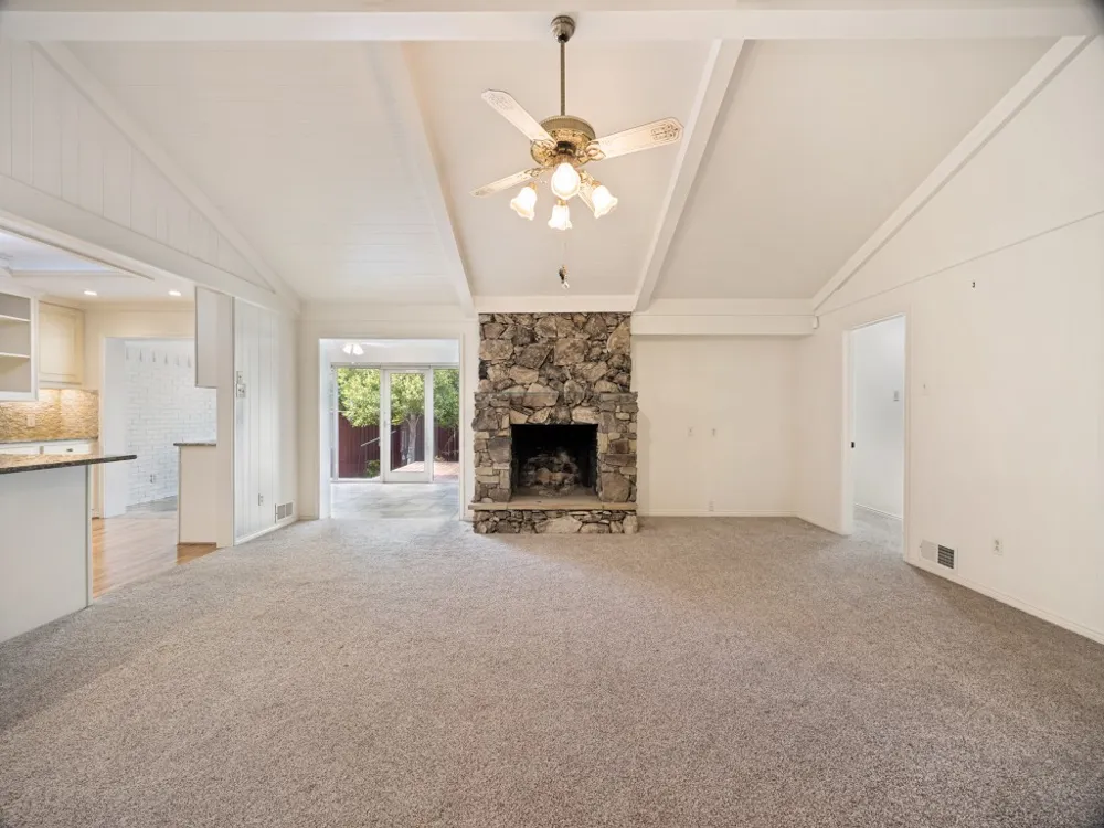 6153 Danbury Lane Dallas, TX 75214
