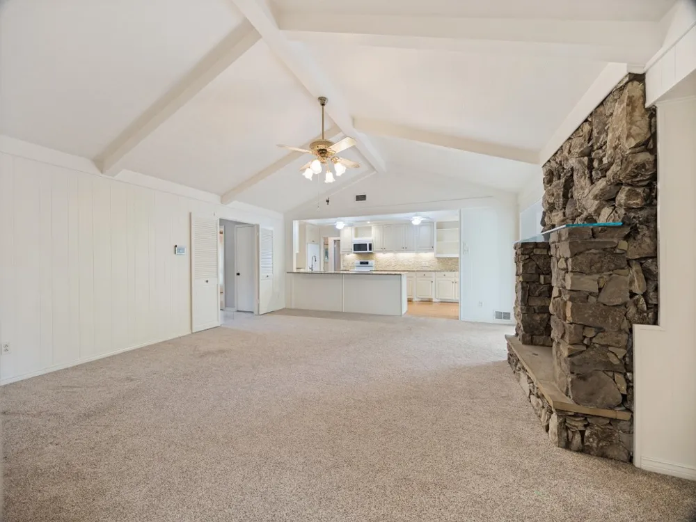 6153 Danbury Lane Dallas, TX 75214