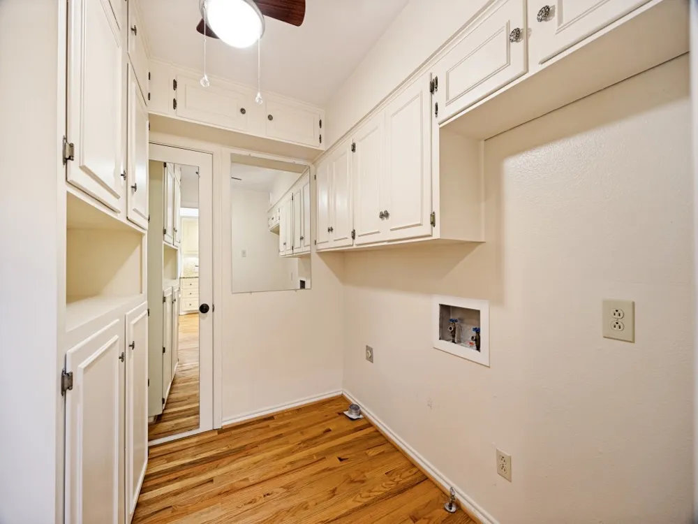 6153 Danbury Lane Dallas, TX 75214