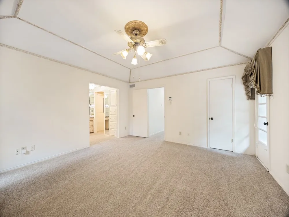 6153 Danbury Lane Dallas, TX 75214