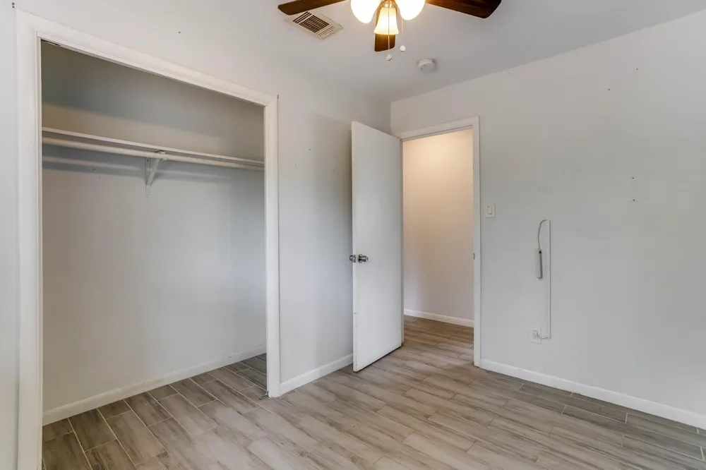 5728 Emerson Drive Watauga, TX 76148