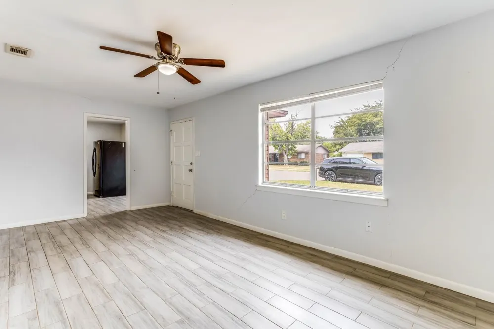 5728 Emerson Drive Watauga, TX 76148