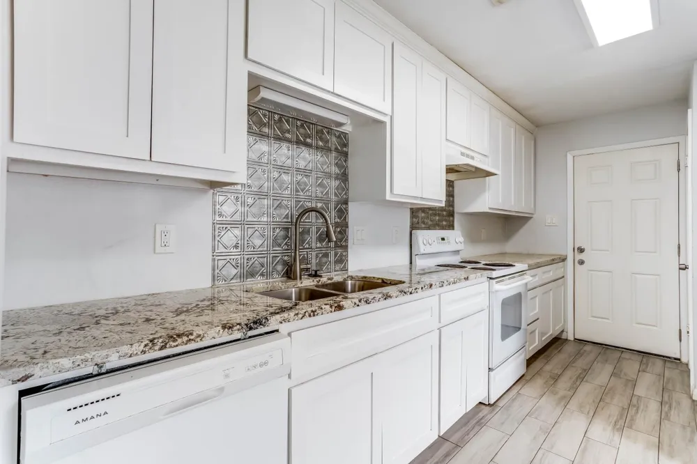5728 Emerson Drive Watauga, TX 76148