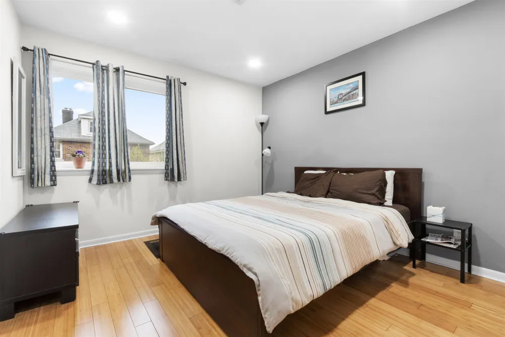 8305 BERGENLINE AVE North Bergen, NJ 07047