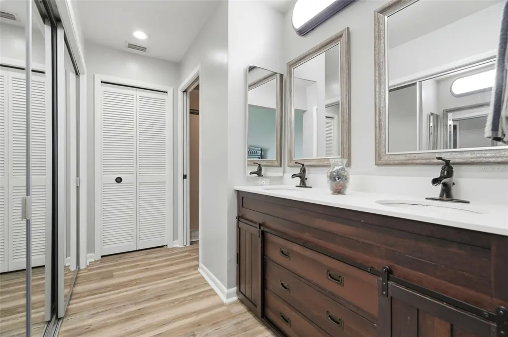 3082 LANDMARK BOULEVARD #1702 Palm Harbor, FL 34684