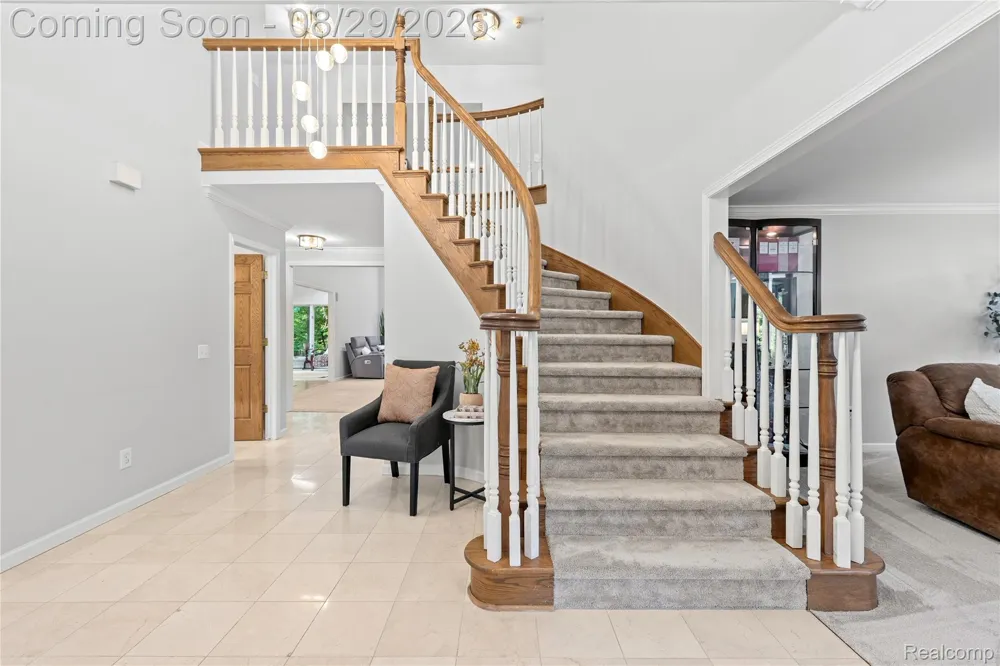 1733 Apple Ridge Court Rochester Hills City, MI 48306