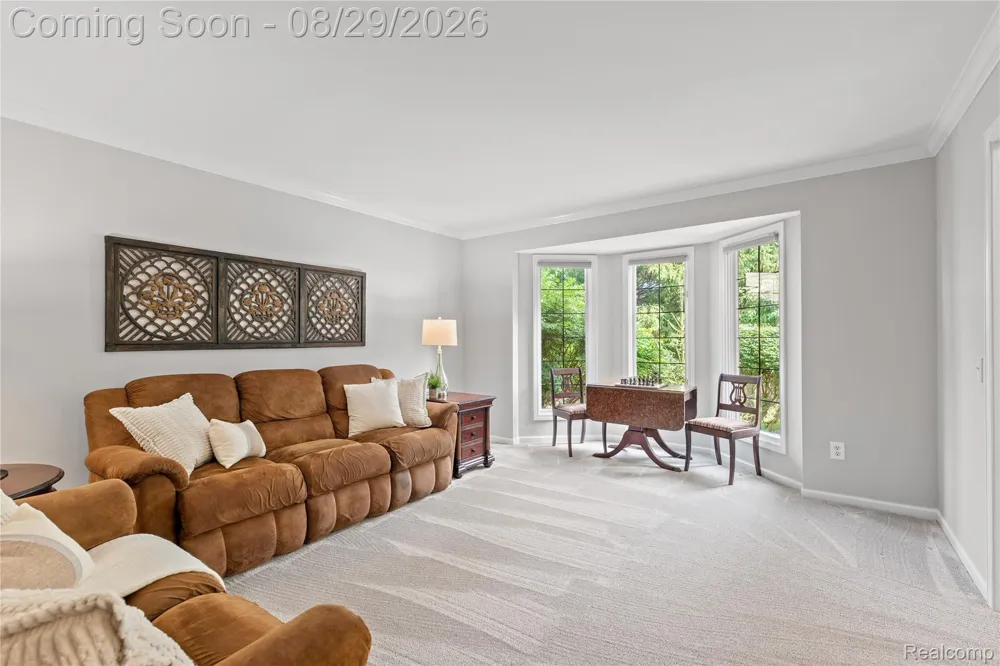 1733 Apple Ridge Court Rochester Hills City, MI 48306
