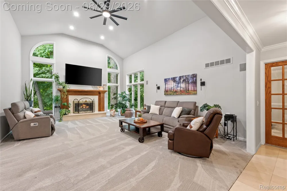 1733 Apple Ridge Court Rochester Hills City, MI 48306
