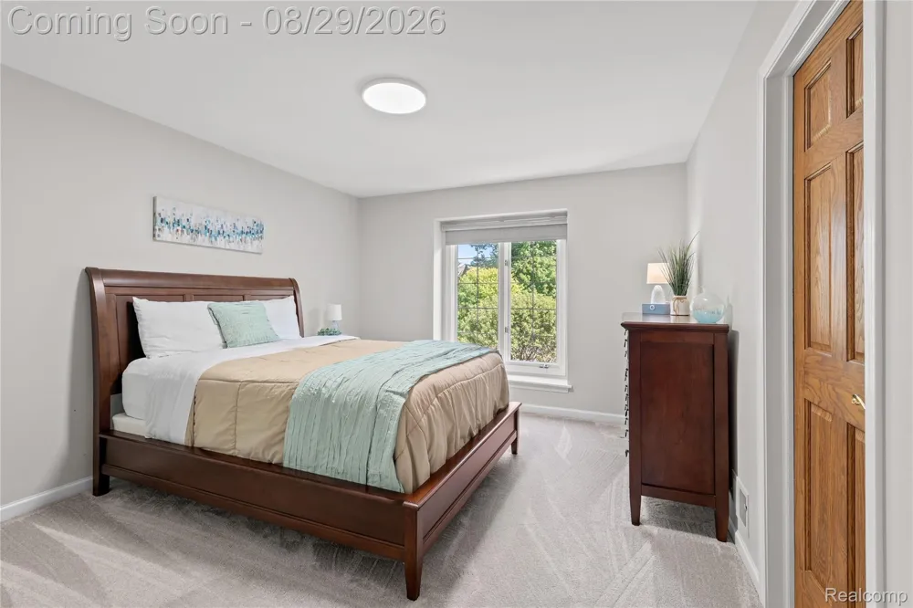 1733 Apple Ridge Court Rochester Hills City, MI 48306