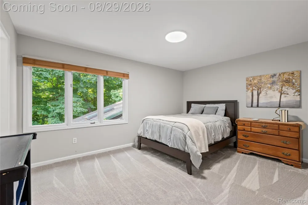 1733 Apple Ridge Court Rochester Hills City, MI 48306
