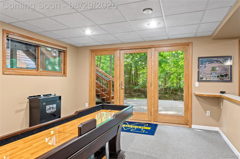 1733 Apple Ridge Court Rochester Hills City, MI 48306