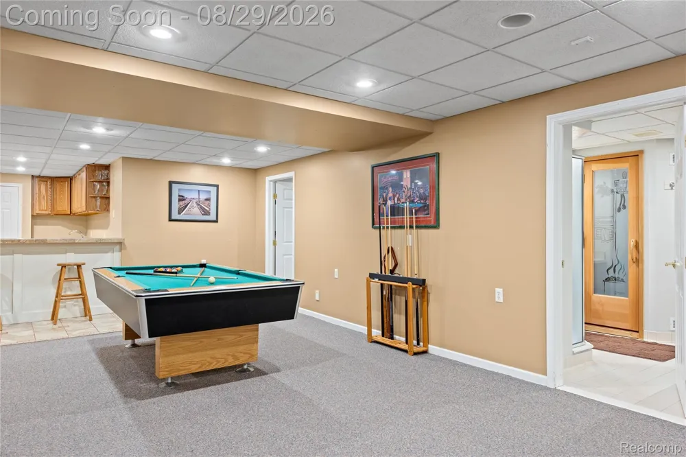 1733 Apple Ridge Court Rochester Hills City, MI 48306