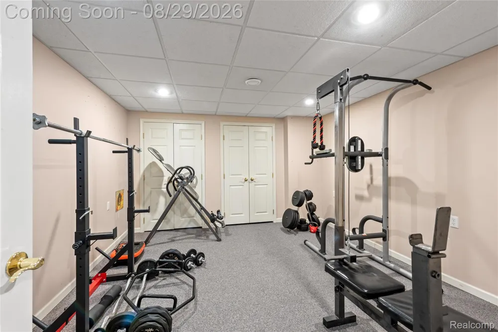 1733 Apple Ridge Court Rochester Hills City, MI 48306