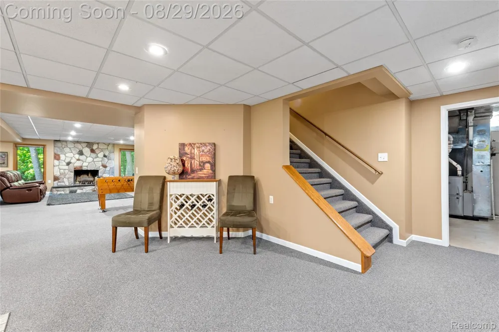 1733 Apple Ridge Court Rochester Hills City, MI 48306