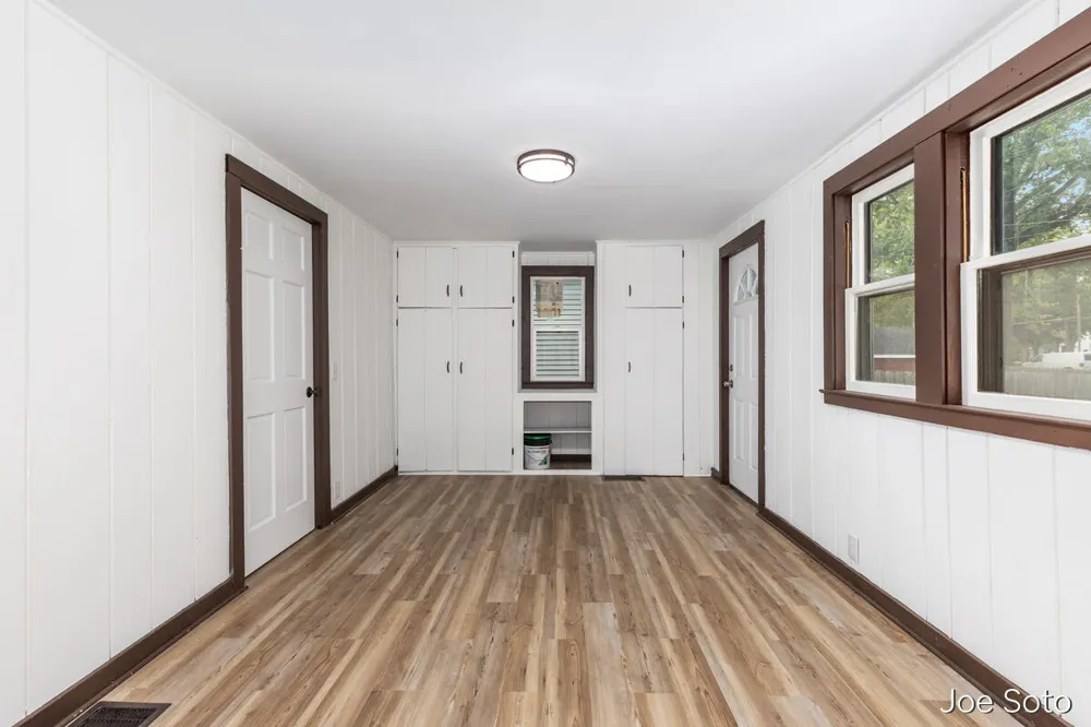 117 E Wright Avenue Shepherd Village, MI 48883