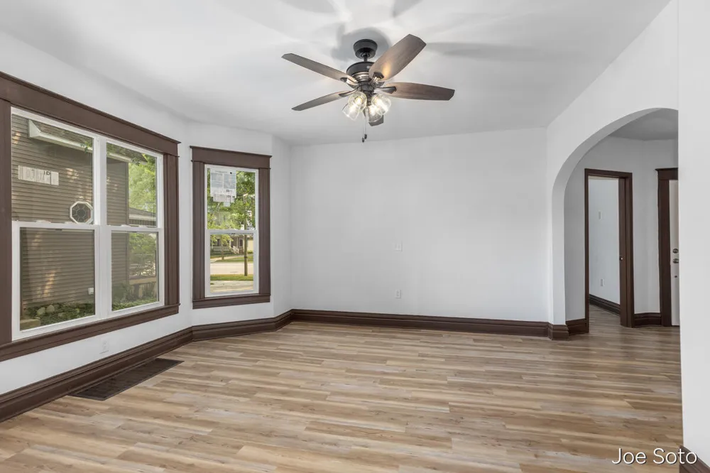 117 E Wright Avenue Shepherd Village, MI 48883