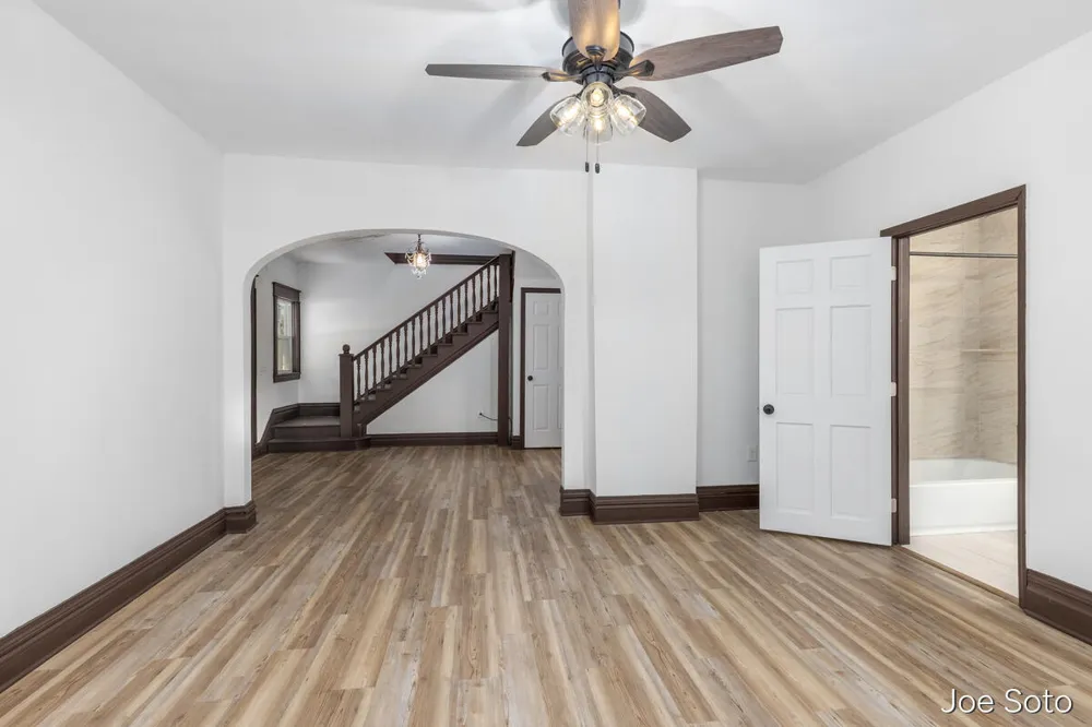 117 E Wright Avenue Shepherd Village, MI 48883