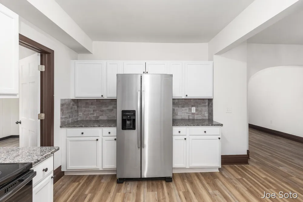 117 E Wright Avenue Shepherd Village, MI 48883