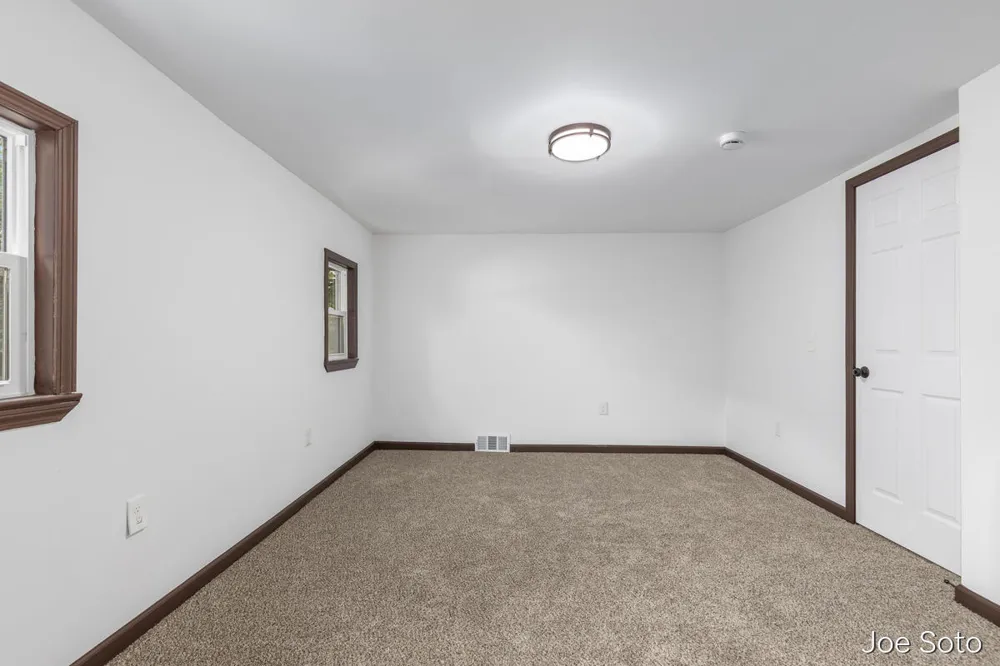117 E Wright Avenue Shepherd Village, MI 48883