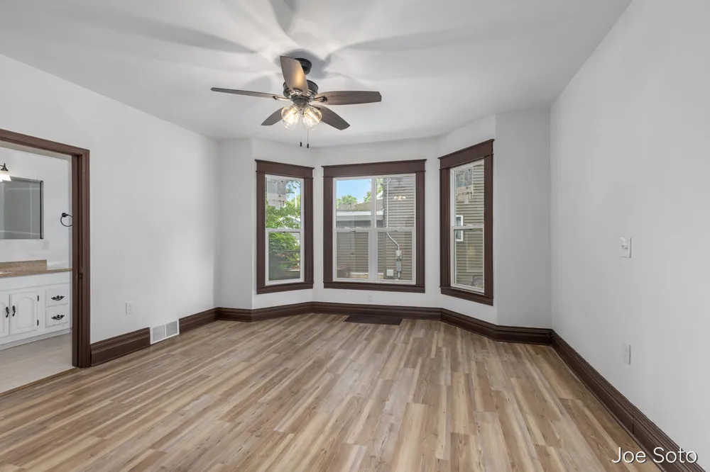 117 E Wright Avenue Shepherd Village, MI 48883