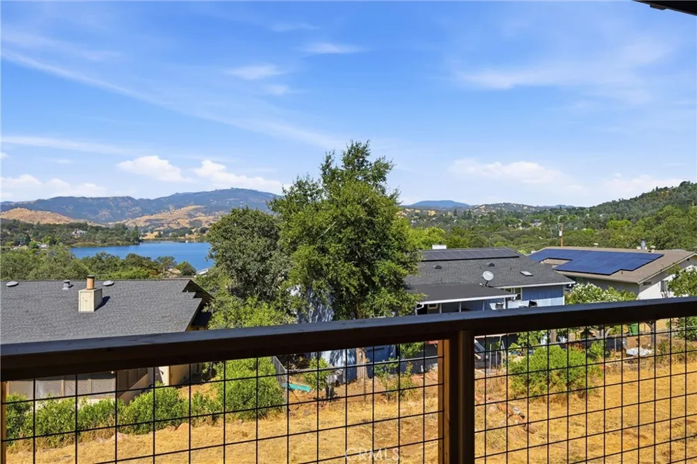 17247 Meadow View Hidden Valley Lake, CA 95467