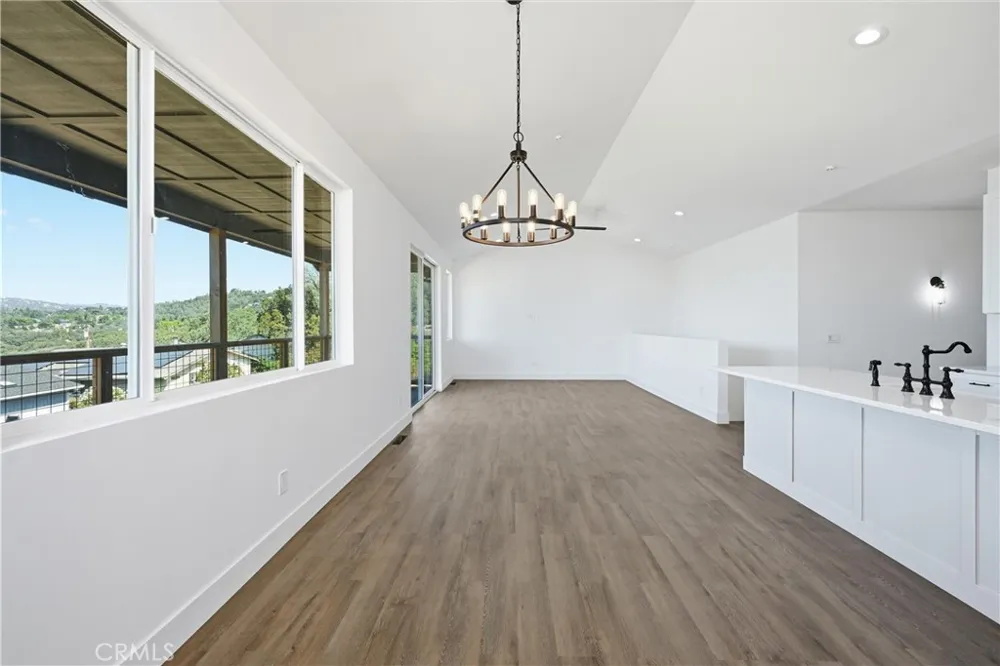 17247 Meadow View Hidden Valley Lake, CA 95467